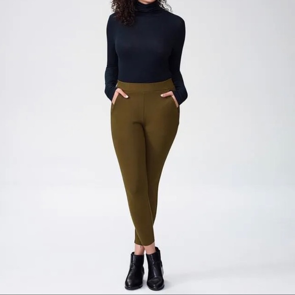 Universal Standard Pants - Moro Pocket Ponte Pants | Universal Standard | 26P